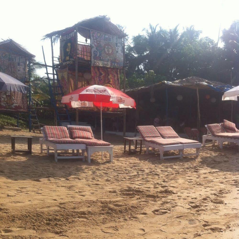 Five Five Restaurant And Guest Tents Anjuna Exterior foto